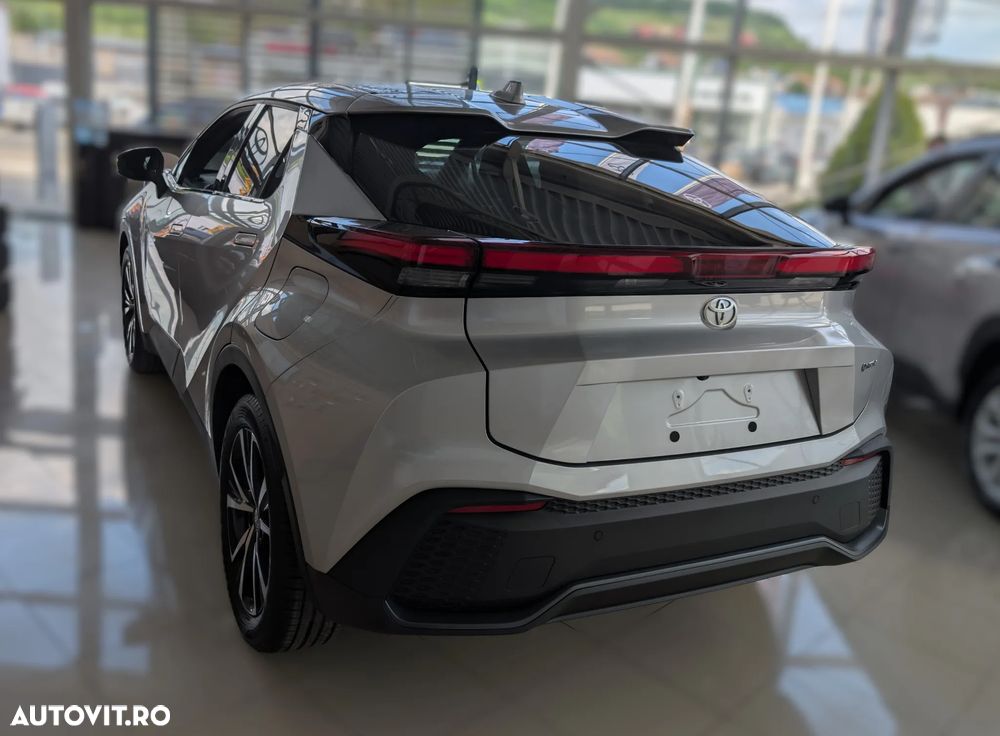 Toyota C-HR 2.0 HEV 197 CP 4x2 CVT Dynamic - 6