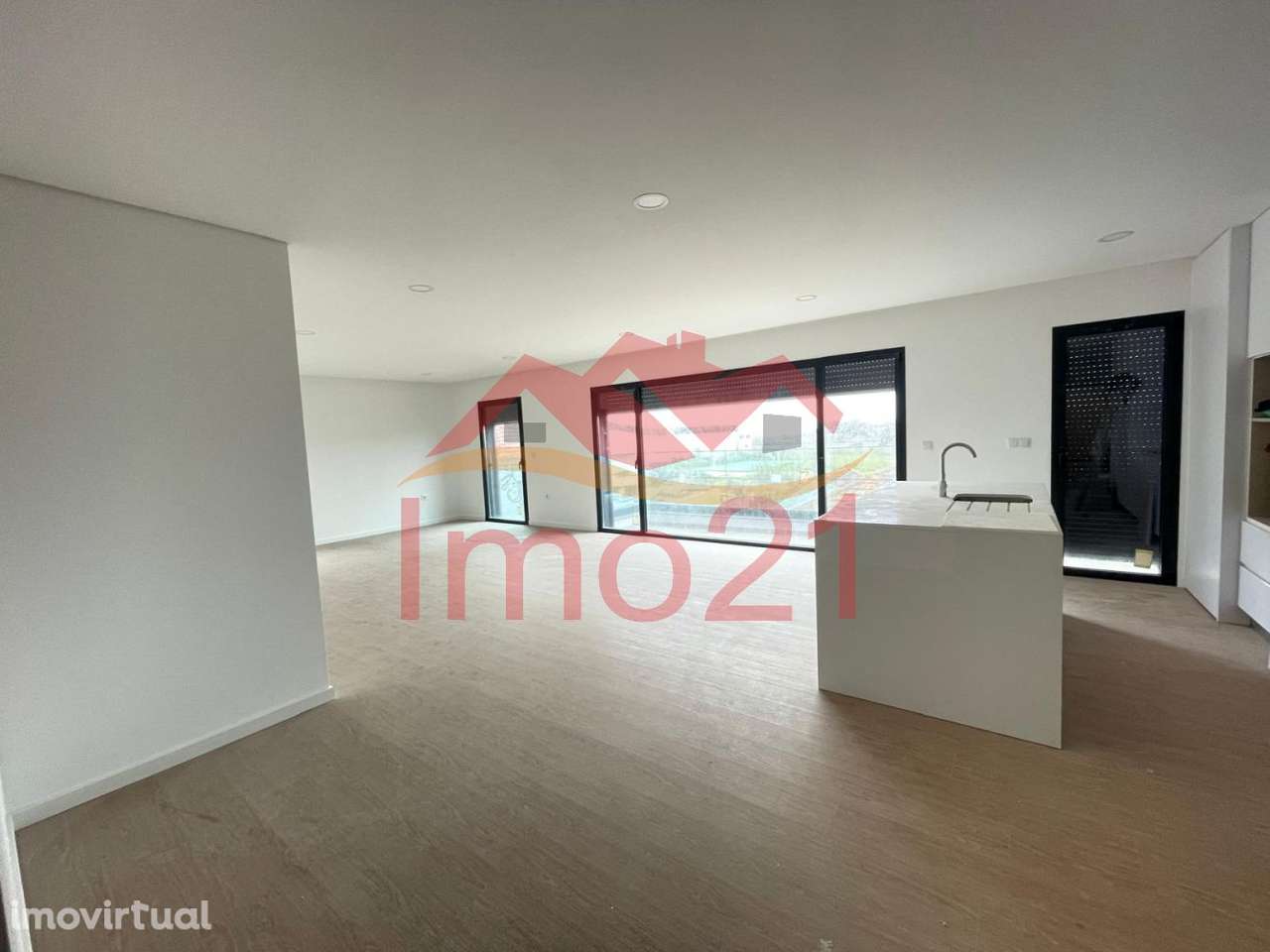 T2 Duplex com Terraço novo em Esgueira - Grande imagem: 5/25