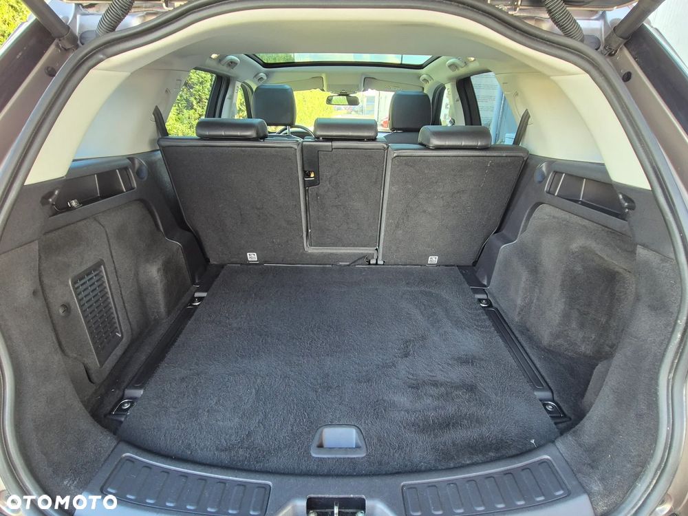 Land Rover Discovery Sport 2.0 D150 SE - 28