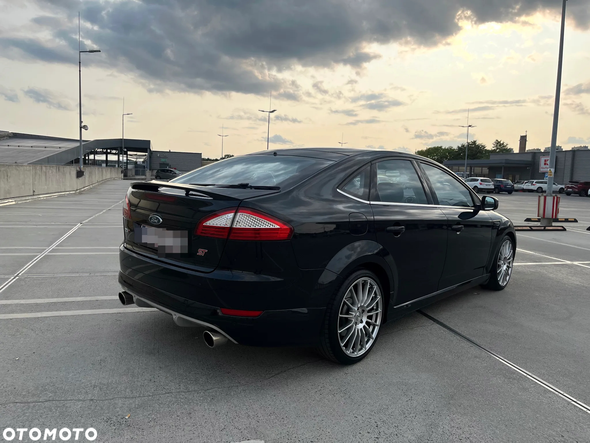 Ford Mondeo 2.5 Titanium S - 9