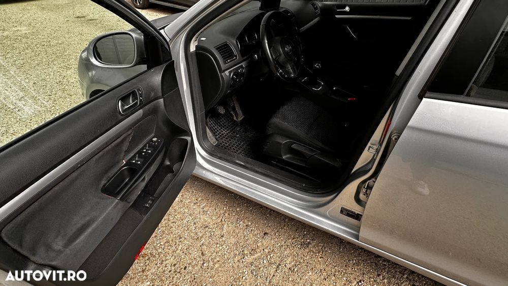 Volkswagen Jetta 1.6 TDI DPF Trendline - 12