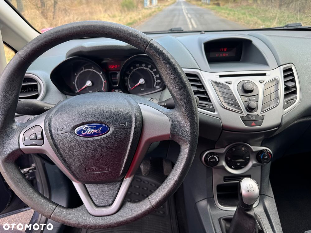 Ford Fiesta - 9