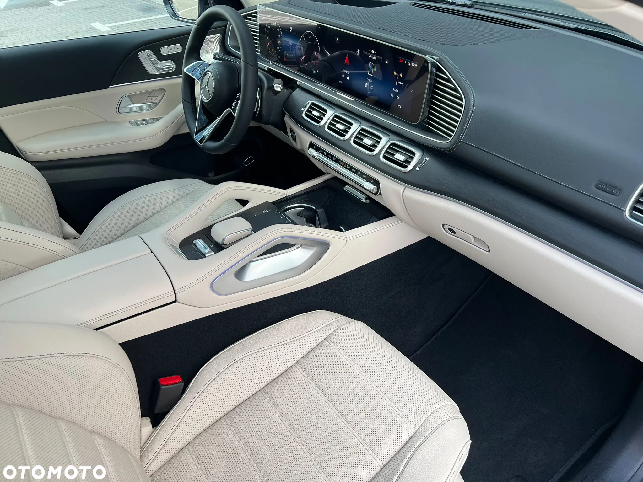 Mercedes-Benz GLE - 15