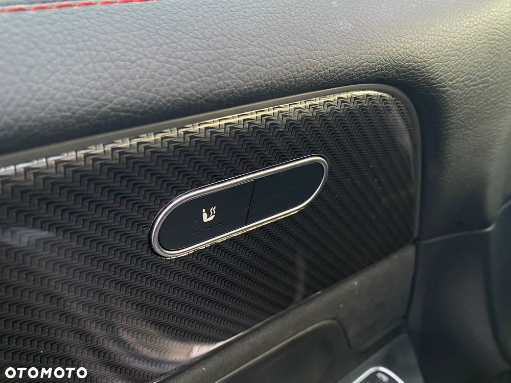 Mercedes-Benz GLB 200 AMG Line 7G-DCT - 27