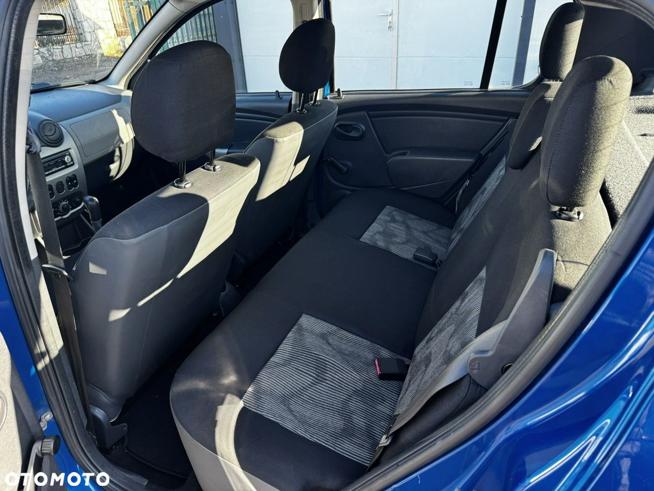 Dacia Sandero 1.2 16V 75 Ambiance - 12