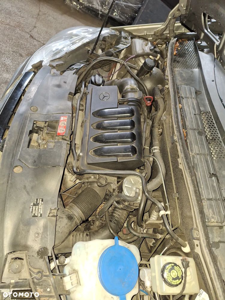 silnik  mercedes w169 2.0 cdi - 4