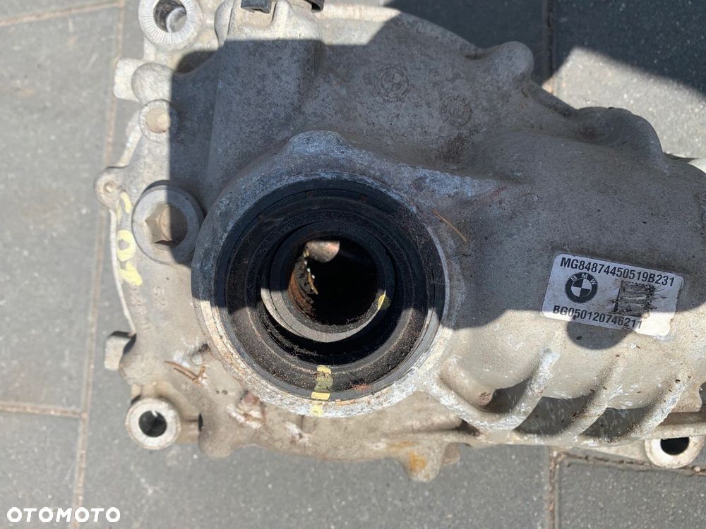 MOST PRZEDNI DYFERENCJAŁ 3.385 X3 G01 X4 G02 X5 G05 X6 G06 8487445 - 3