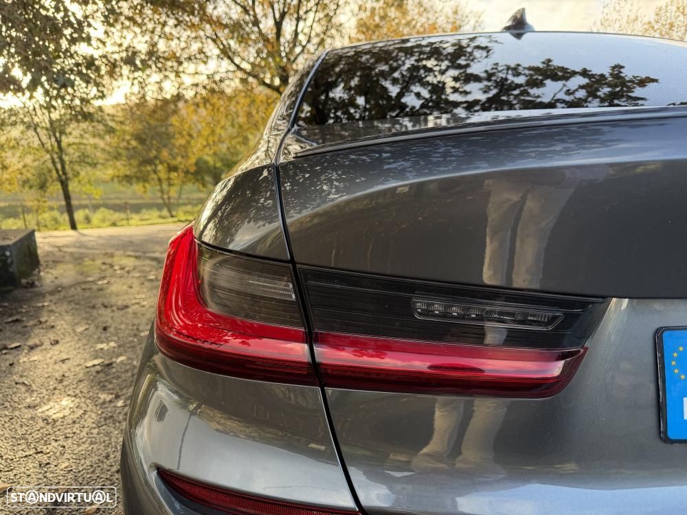 BMW 330 e Pack M Auto - 15