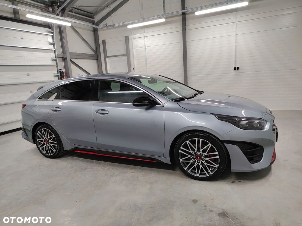 Kia ProCeed 1.6 T-GDI DCT7 OPF GT - 15