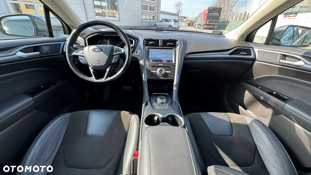 Ford Mondeo 2.0 EcoBlue Titanium - 11