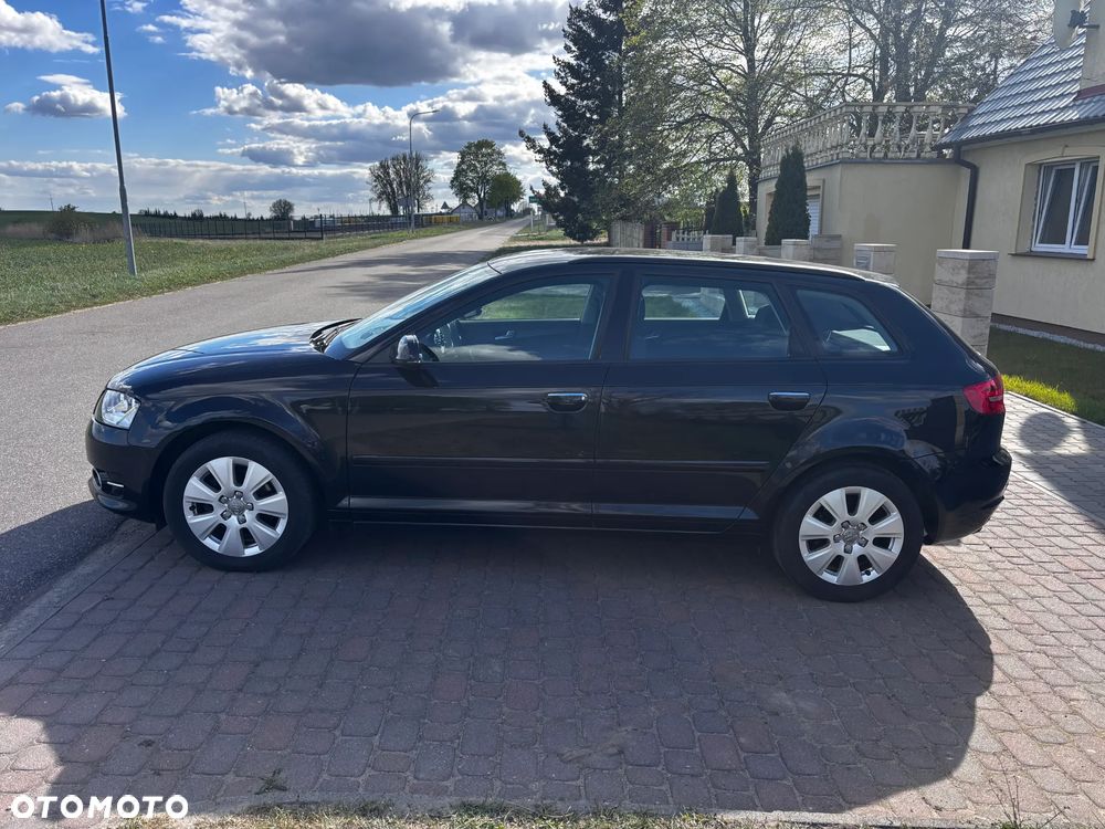 Audi A3 Sportback 1.4 TFSI Ambiente - 8