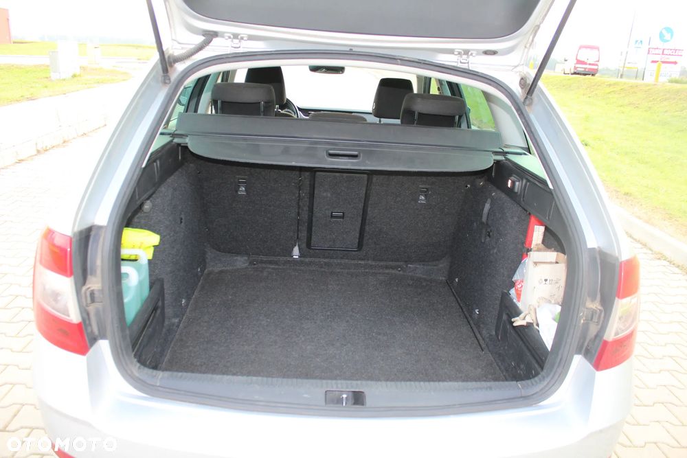 Skoda Octavia 2.0 TDI Style - 12