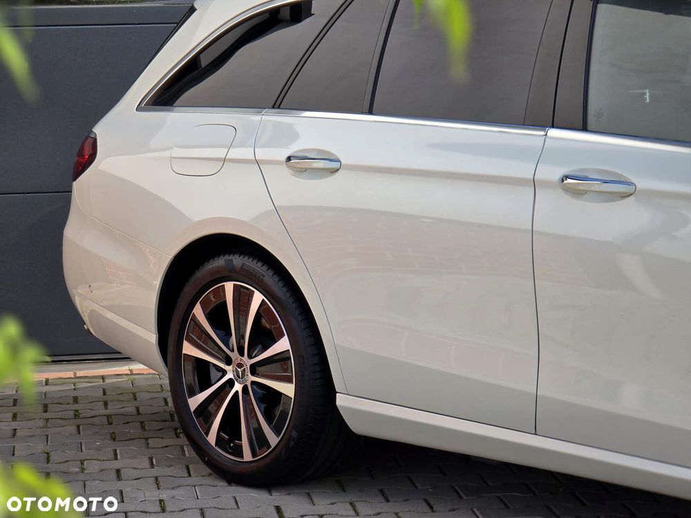 Mercedes-Benz Klasa E 300 de 9G-TRONIC Avantgarde - 11