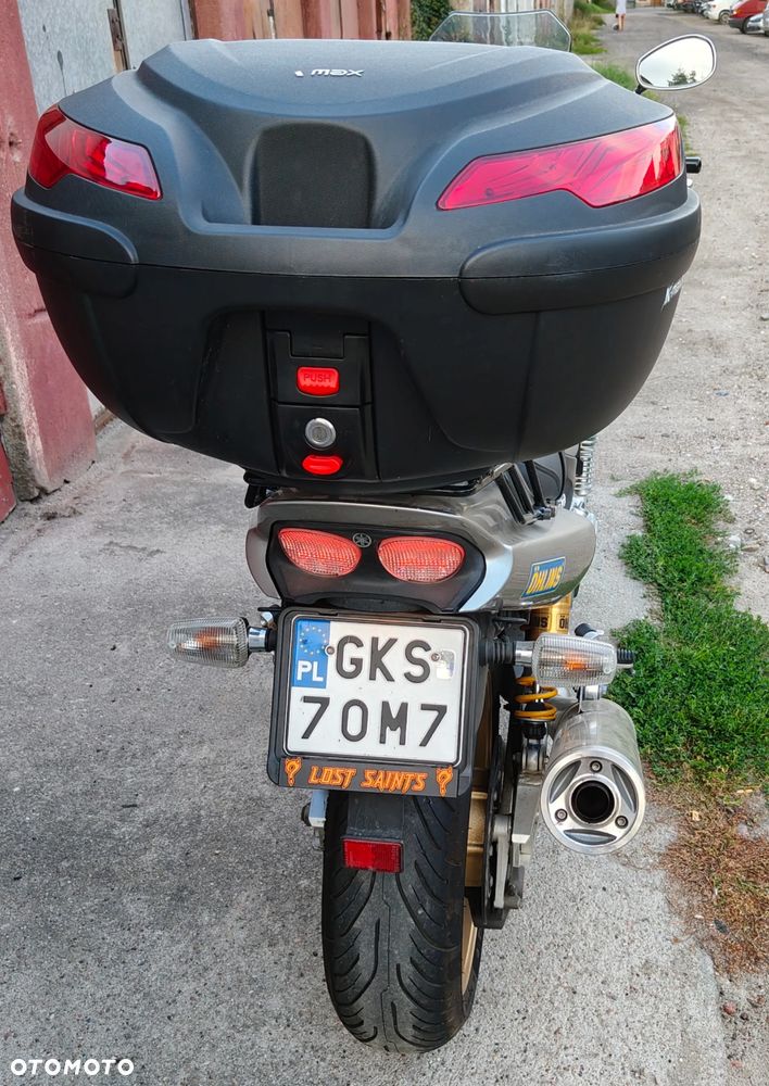 Yamaha XJR - 8