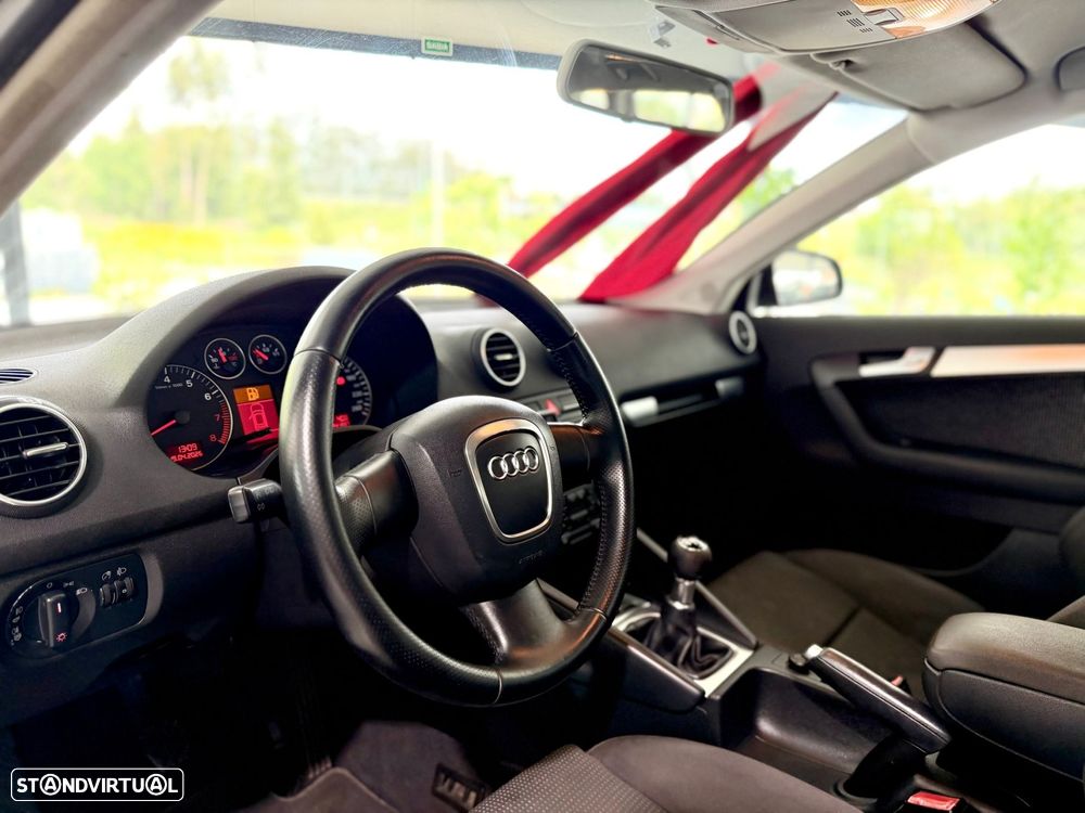 Audi A3 Sportback 1.6 Sport - 6