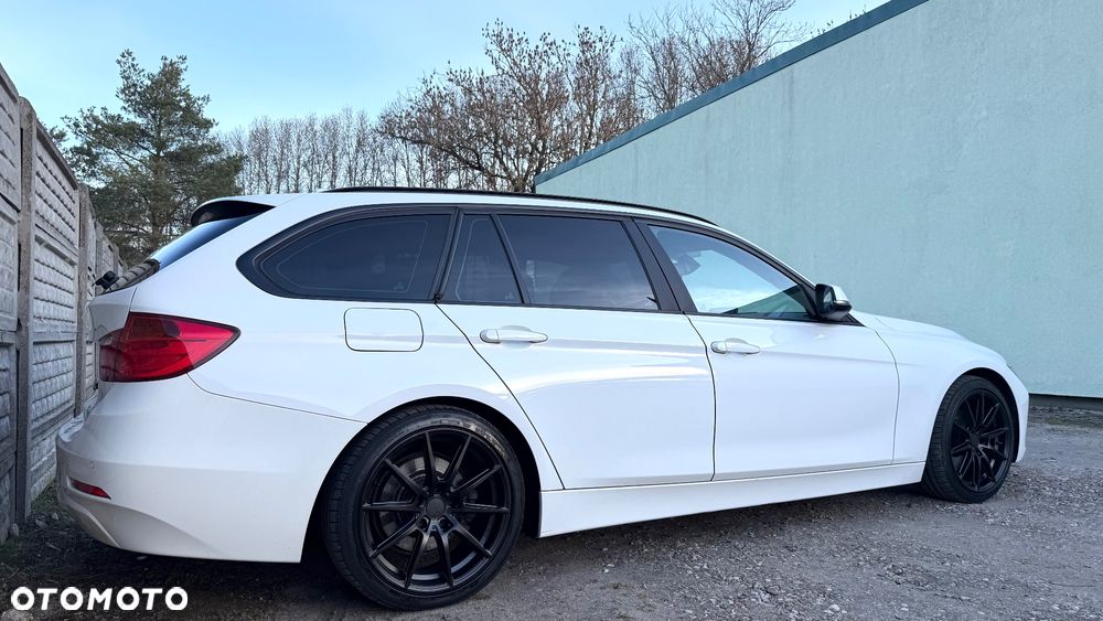 BMW Seria 3 - 35
