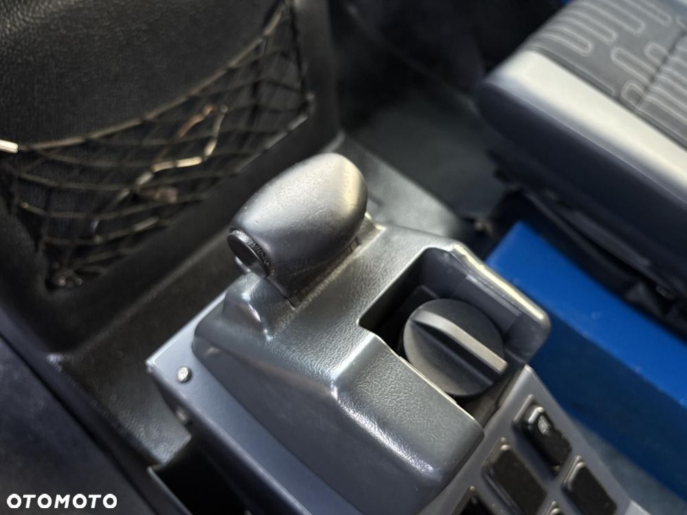 Unimog MERCEDES-BENZ UNIMOG U4000 4x4 Camper Warsztat Podwozie - 15