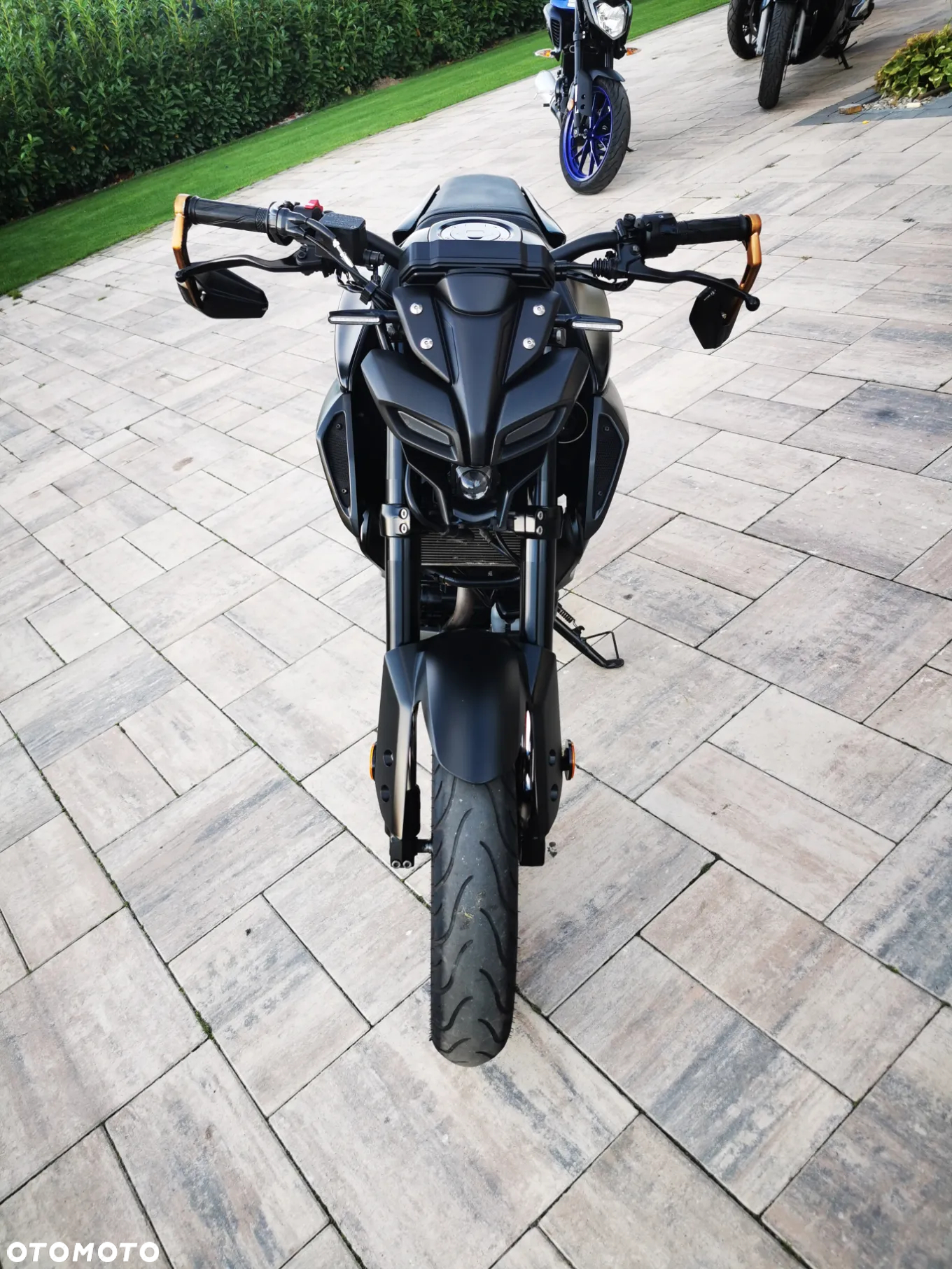 Yamaha MT - 28
