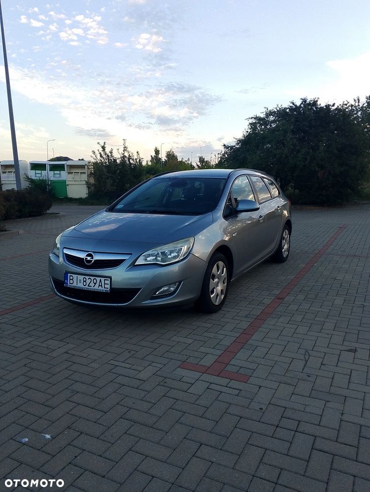 Opel Astra - 2