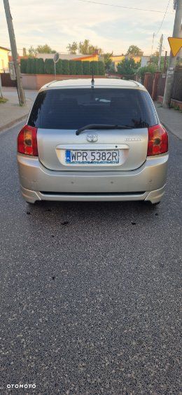 Toyota Corolla - 5