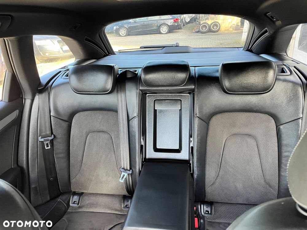 Audi A4 Avant 2.0 TDI DPF quattro S tronic S line Sportpaket - 24