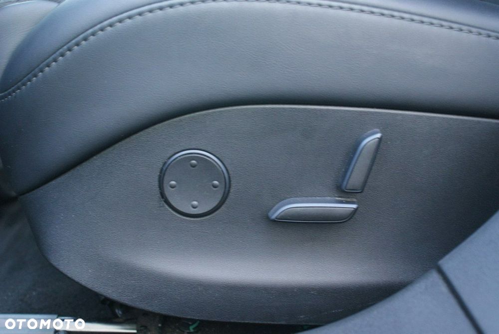 Tesla Model S 75 - 34