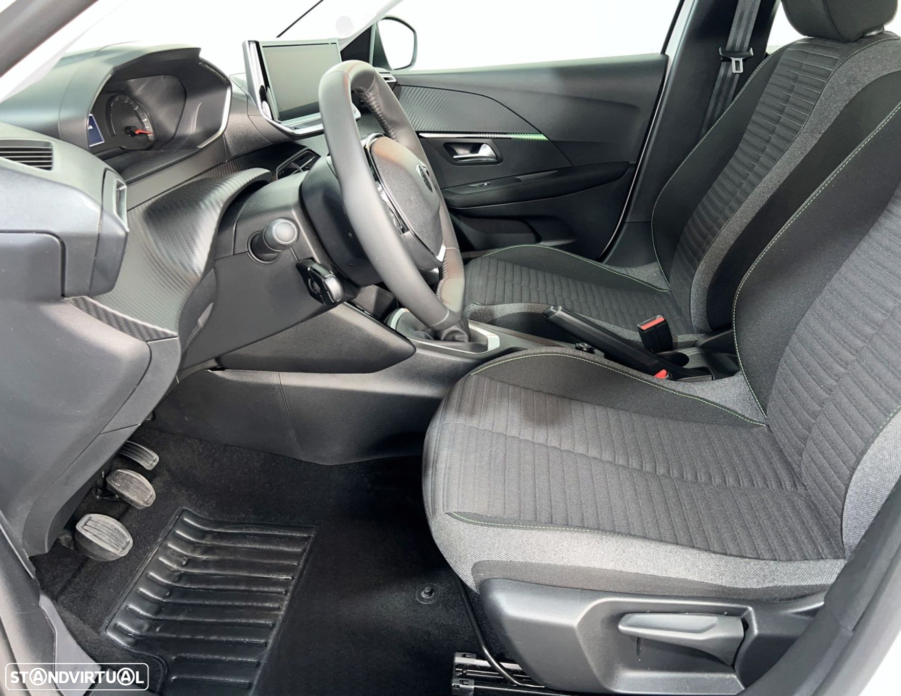 Peugeot 208 1.2 PureTech Active - 5
