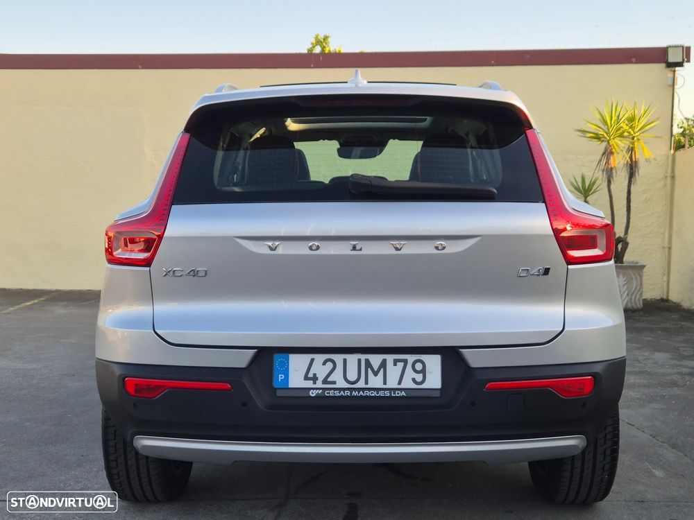 Volvo XC 40 2.0 D4 Momentum Plus AWD - 19