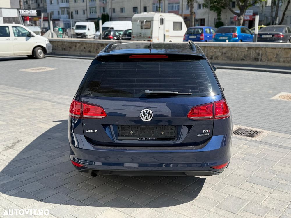 Volkswagen Golf 1.6 TDI DPF DSG BlueMotion Technology Comfortline - 6