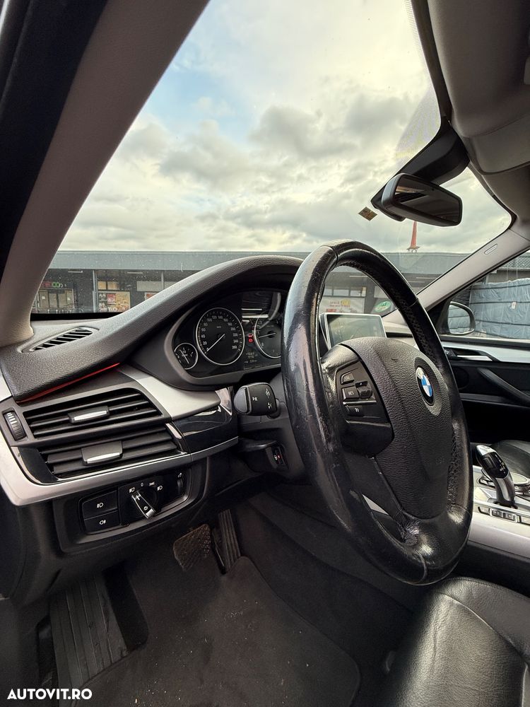 BMW X5 xDrive30d - 12