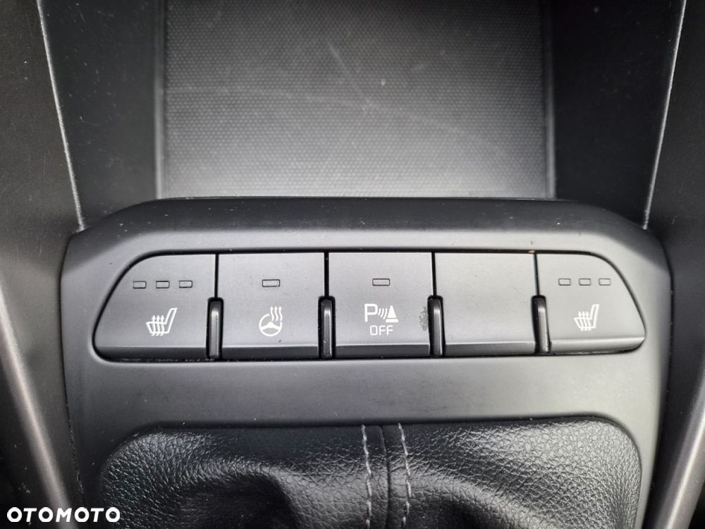 Kia Stonic 1.0 T-GDI GT Line - 16