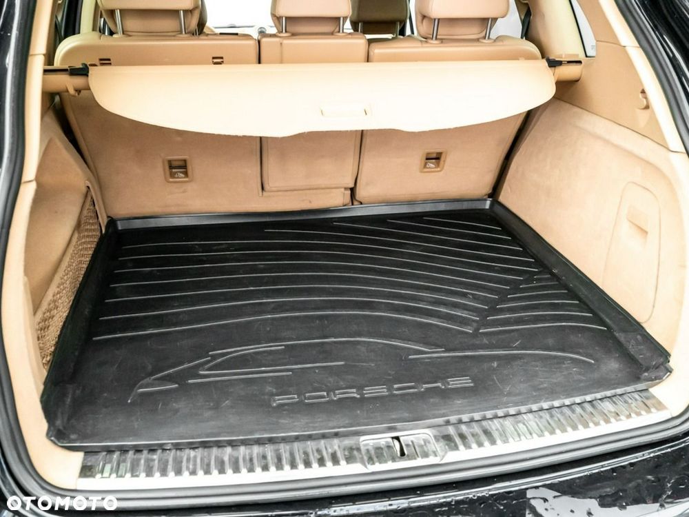 Porsche Cayenne Diesel Platinum Edition - 32