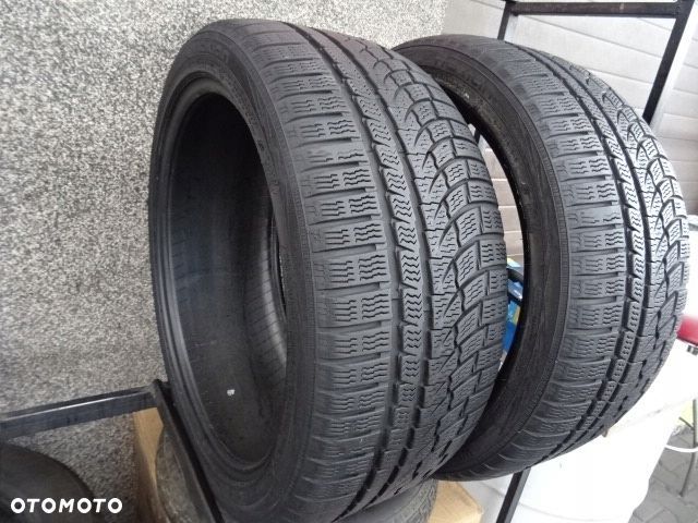 235/40/R19 96V XL Nokian WR A4 - 2