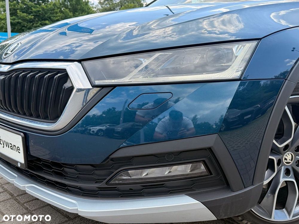 Skoda Octavia 2.0 TDI 4x4 Scout DSG - 17