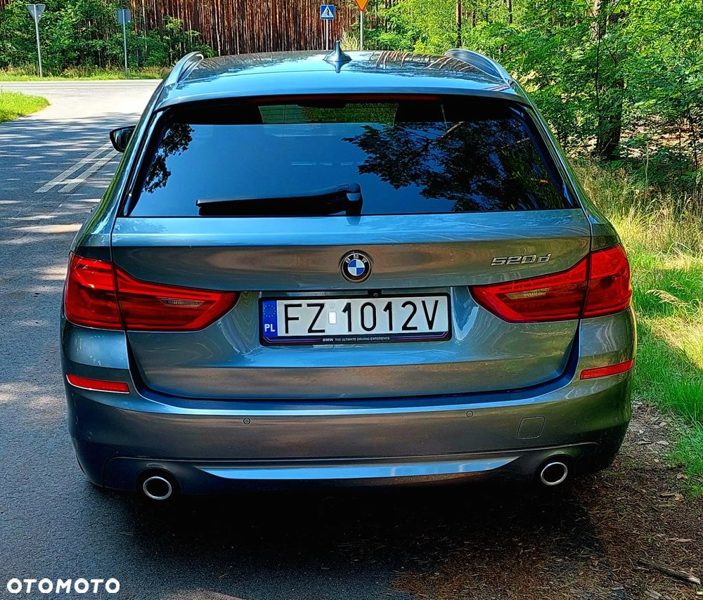 BMW Seria 5 520d - 3