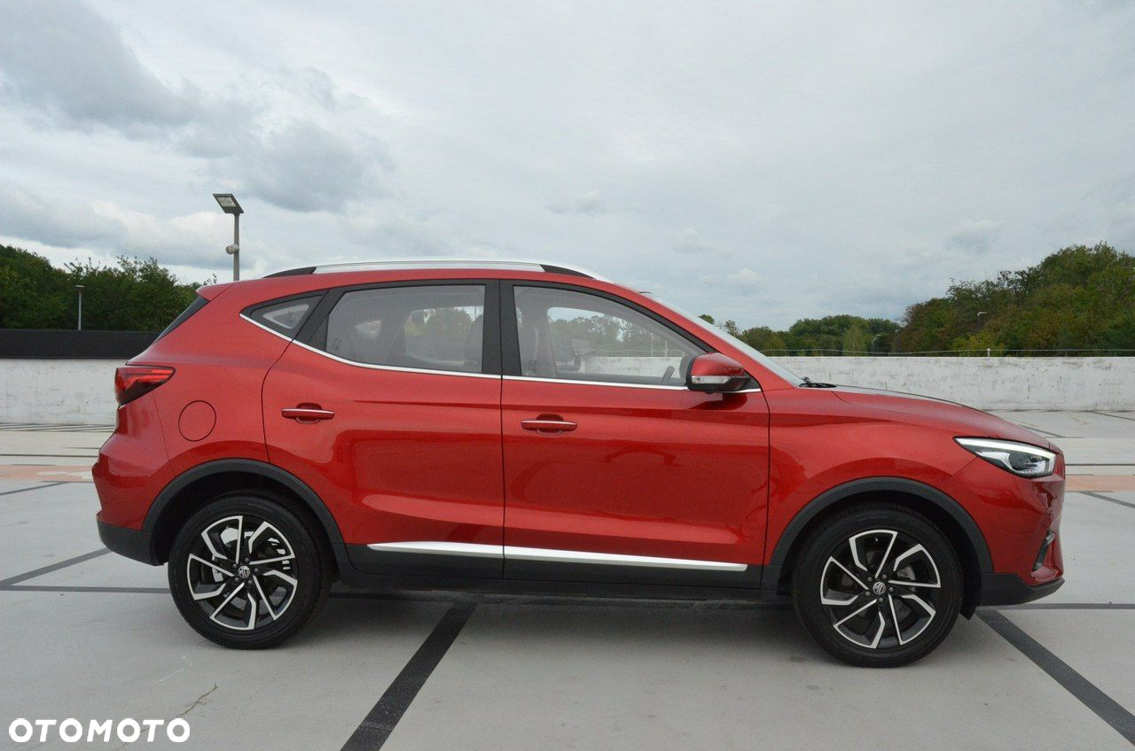 MG ZS - 9