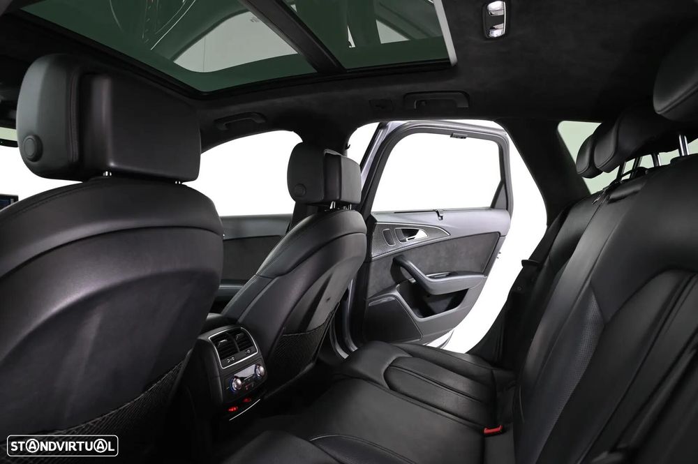 Audi RS6 Avant 4.0 TFSi Plus quattro Tiptronic - 31