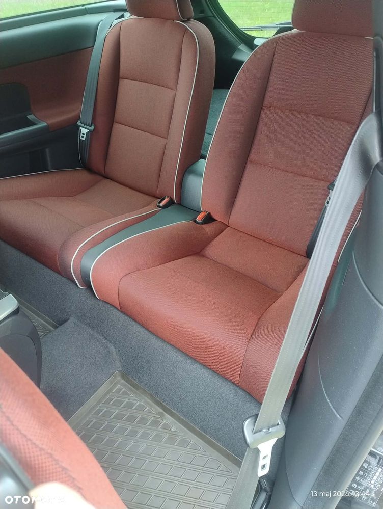 Volvo C30 2.0D Momentum - 21