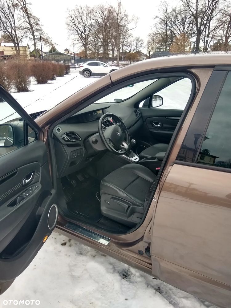 Renault Scenic 1.4 16V TCE Expression - 11