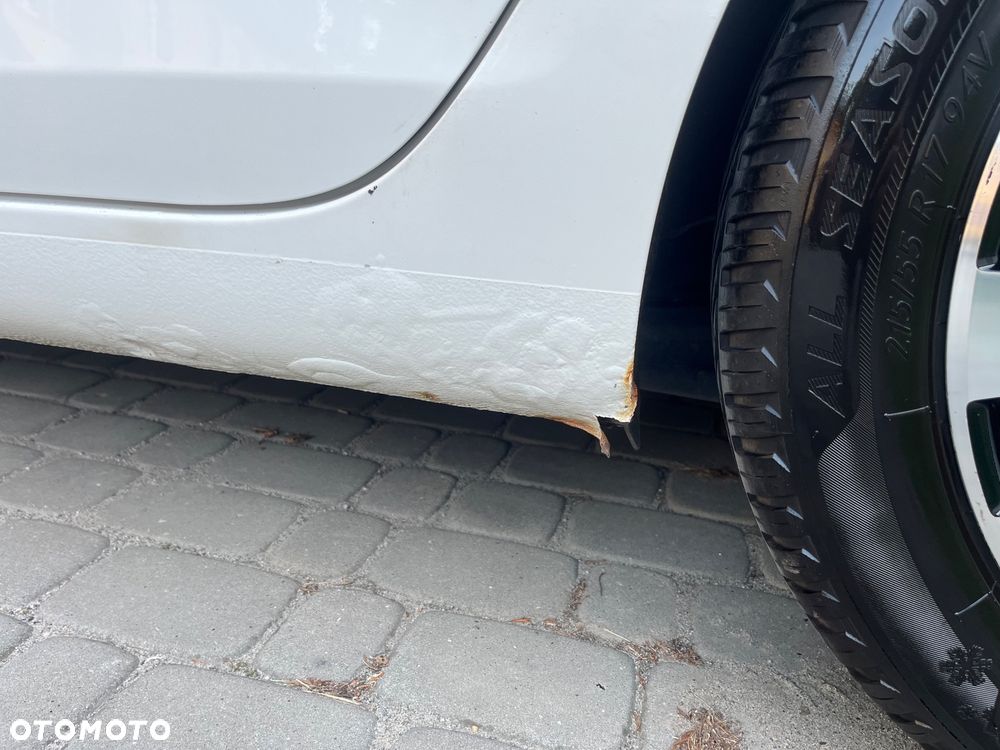Volkswagen Golf 2.0 TDI Highline - 30