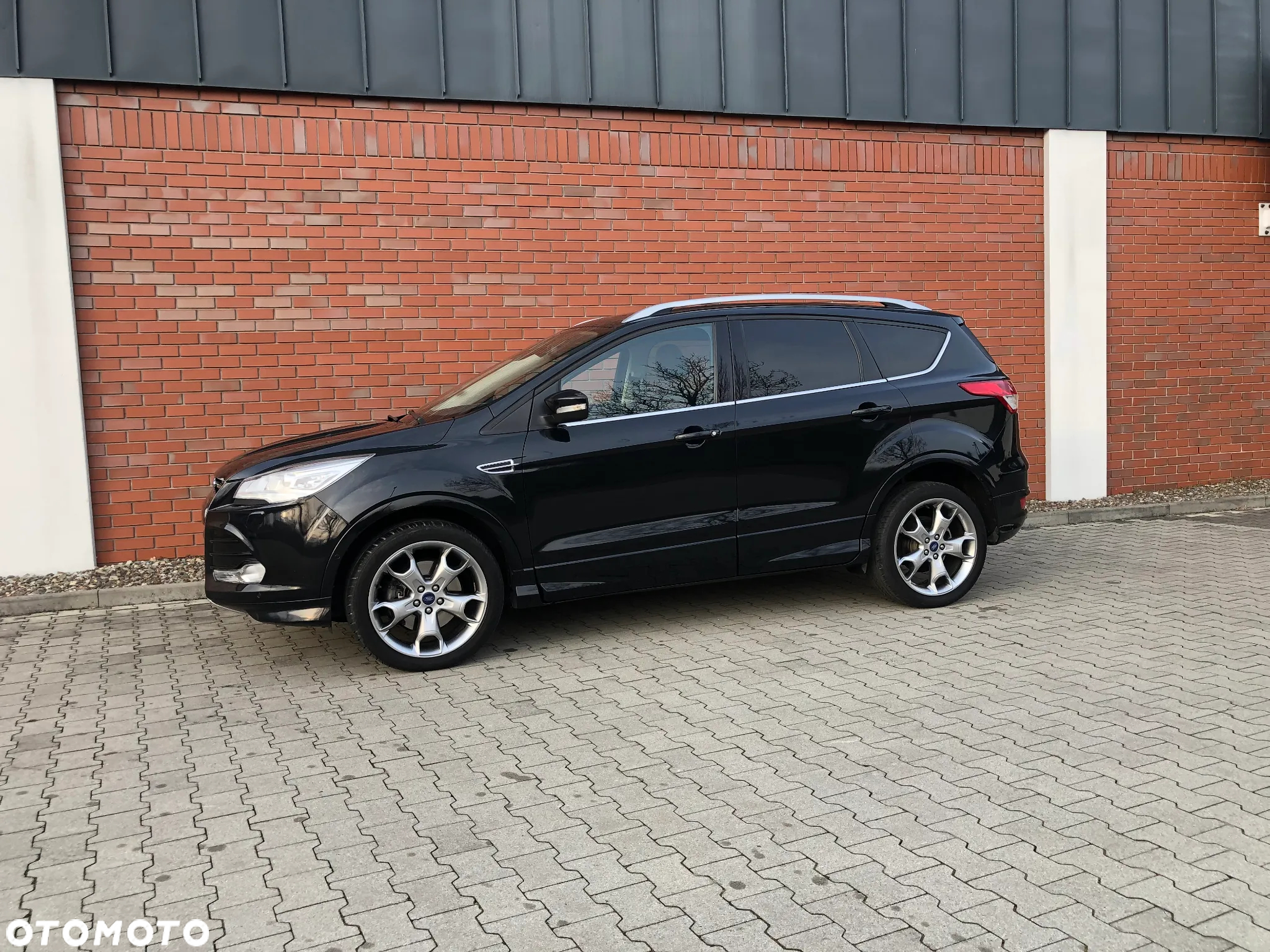 Ford Kuga 2.0 TDCi 4x4 Individual - 25