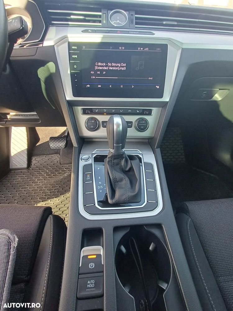 Volkswagen Passat - 7