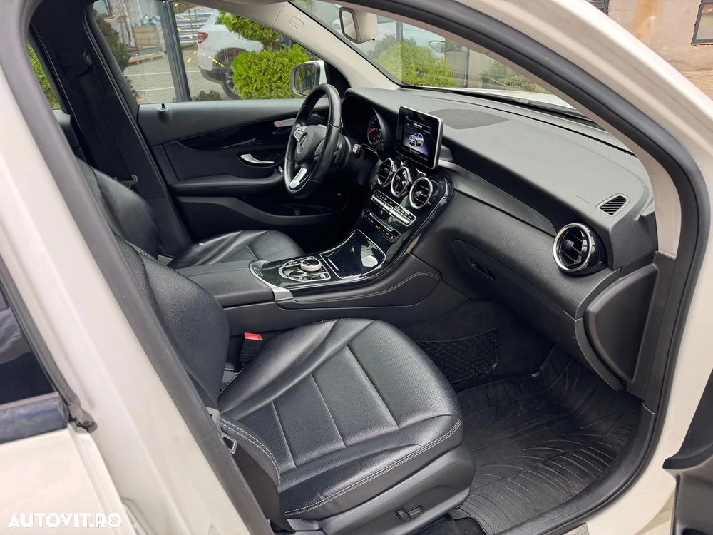 Mercedes-Benz GLC - 13