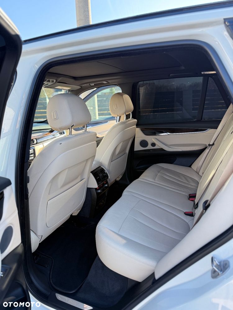 BMW X5 3.5i xDrive - 8