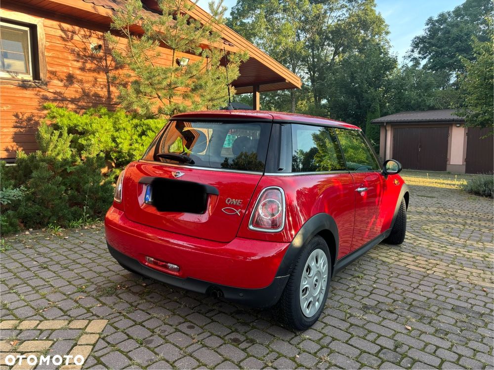 MINI ONE - 4