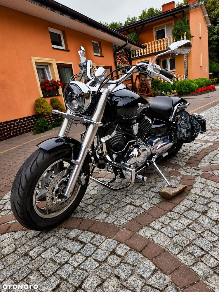 Yamaha XVS - 12
