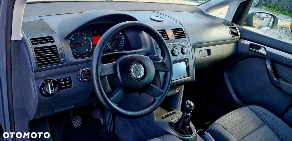 Volkswagen Touran 2.0 TDI Q-Line - 9