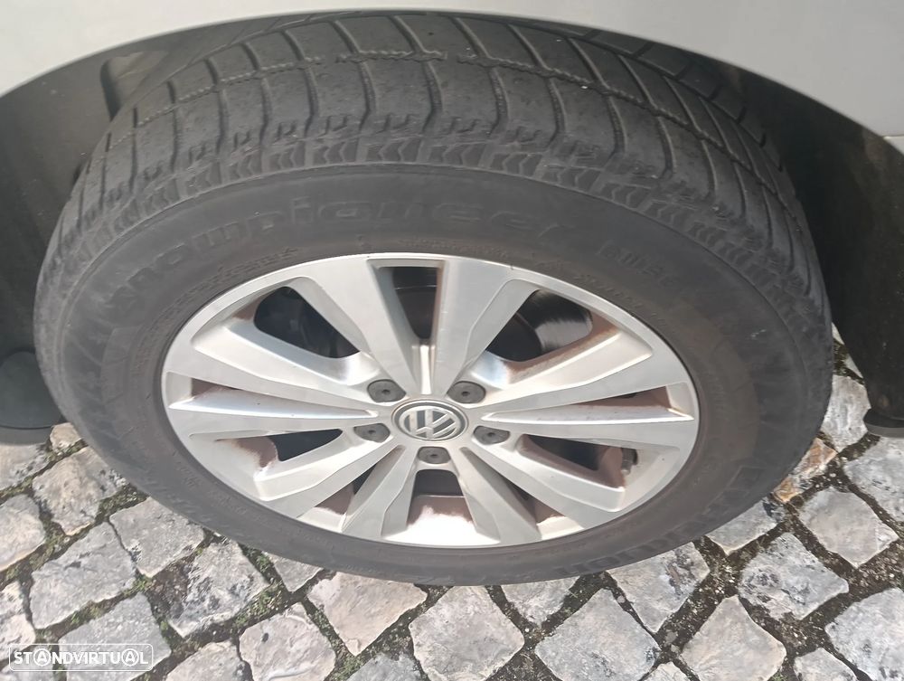 VW Passat Variant 1.6 TDI Highline DSG - 7