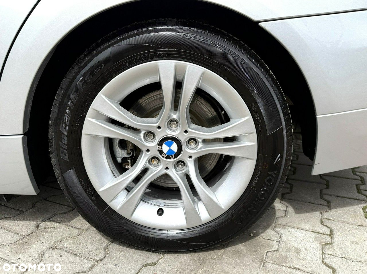 BMW Seria 3 318d Touring Modern Line - 11