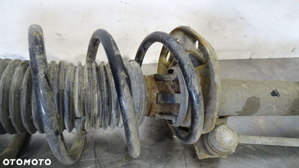 MCPERSON LEWY PRZEDNI VOLKSWAGEN GOLF V 1.6 - 2